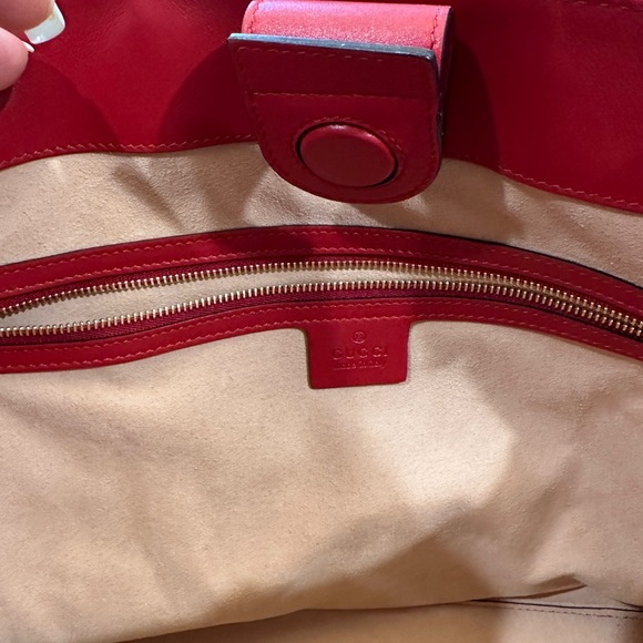 Gucci Apollo GG embossed red leather tote bag purse gold chair strap 11.75x6.75” - Picture 13 of 16